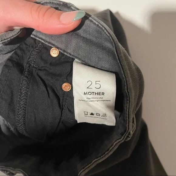 MOTHER Women's Skinny Jeans in Dark Gray - Picture 5 of 8